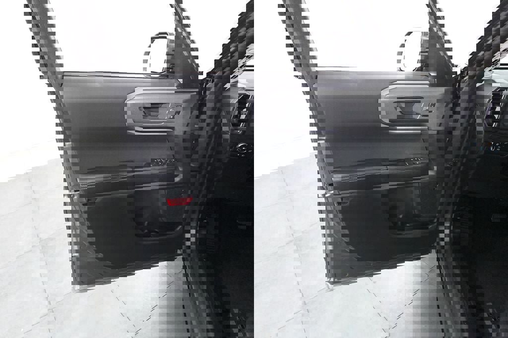 Certified 2025 Ford Bronco Sport Outer Banks w/ Outer Banks Tech Package+ image 8