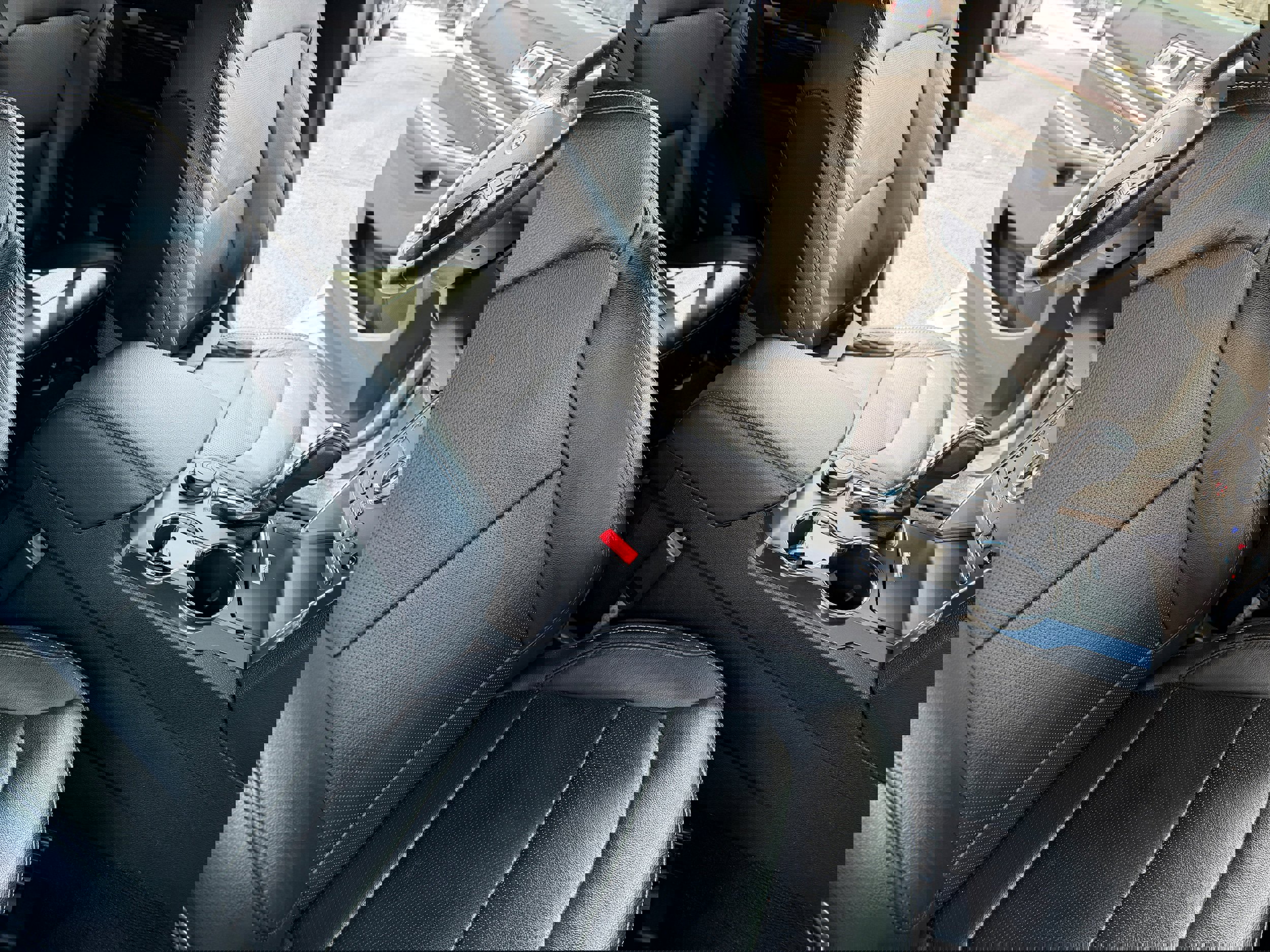 Certified 2019 Ford Explorer Limited w/ Class III Trailer Tow Package image 23