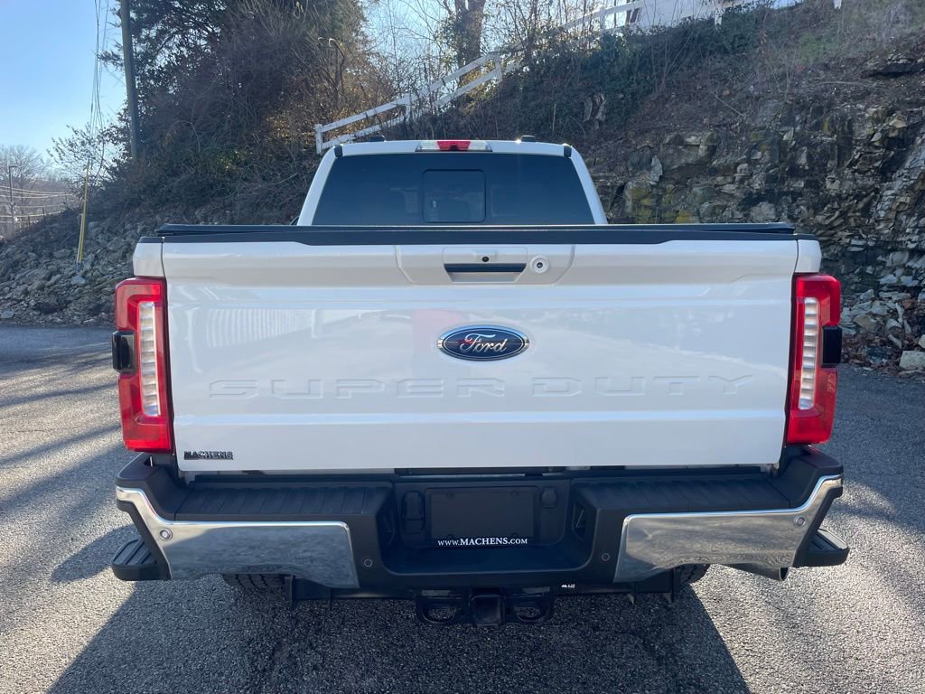 Certified 2024 Ford F250 Lariat w/ Chrome Package image 8