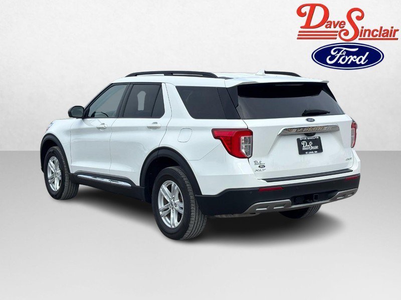 Certified 2024 Ford Explorer XLT w/ Equipment Group 202A AWD/4WD image 9