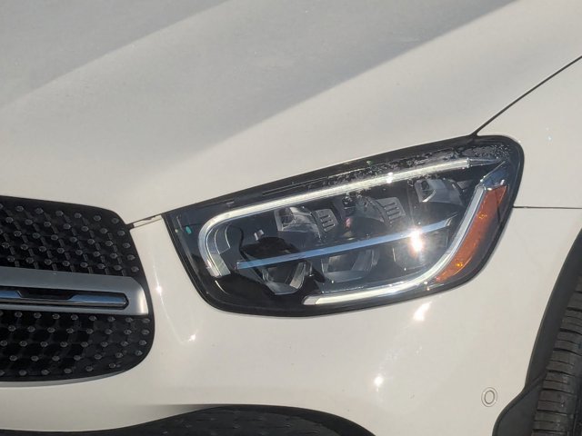 Used 2022 Mercedes-Benz GLC 300 4MATIC image 9