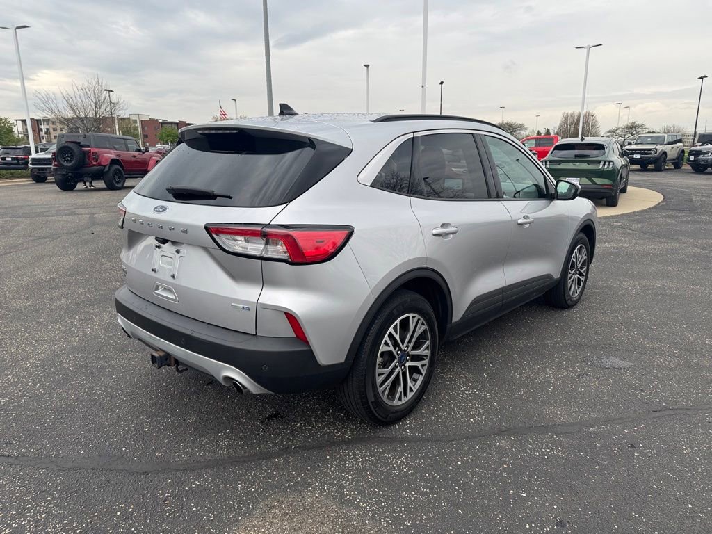 Certified 2020 Ford Escape SEL AWD/4WD image 3