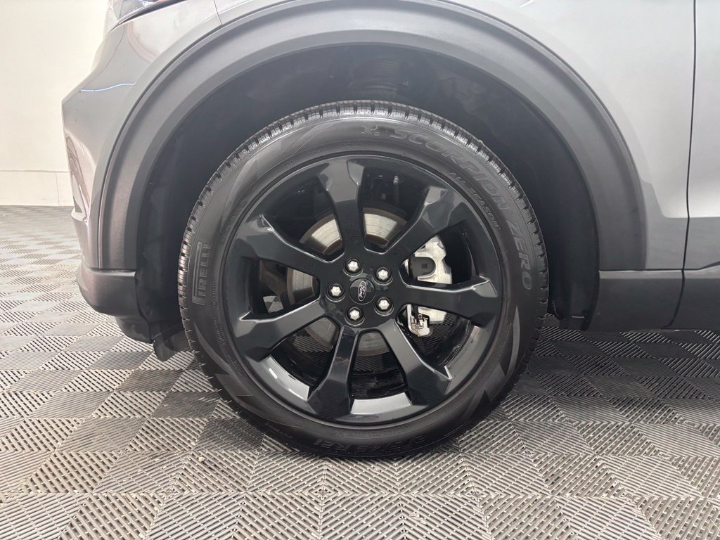 Certified 2024 Ford Explorer ST-Line w/ Class IV Trailer Tow Package AWD/4WD image 17