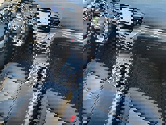 Certified 2022 Ford Explorer XLT w/ Equipment Group 202A image 40