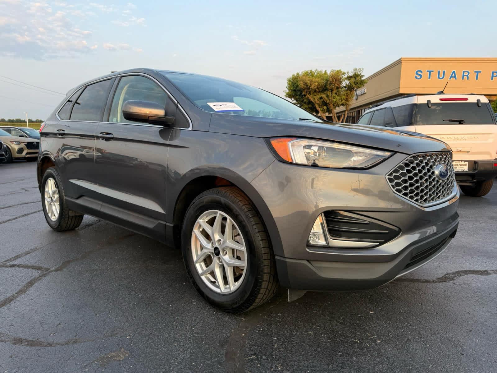 Certified 2023 Ford Edge SEL w/ Convenience Package AWD/4WD image 1