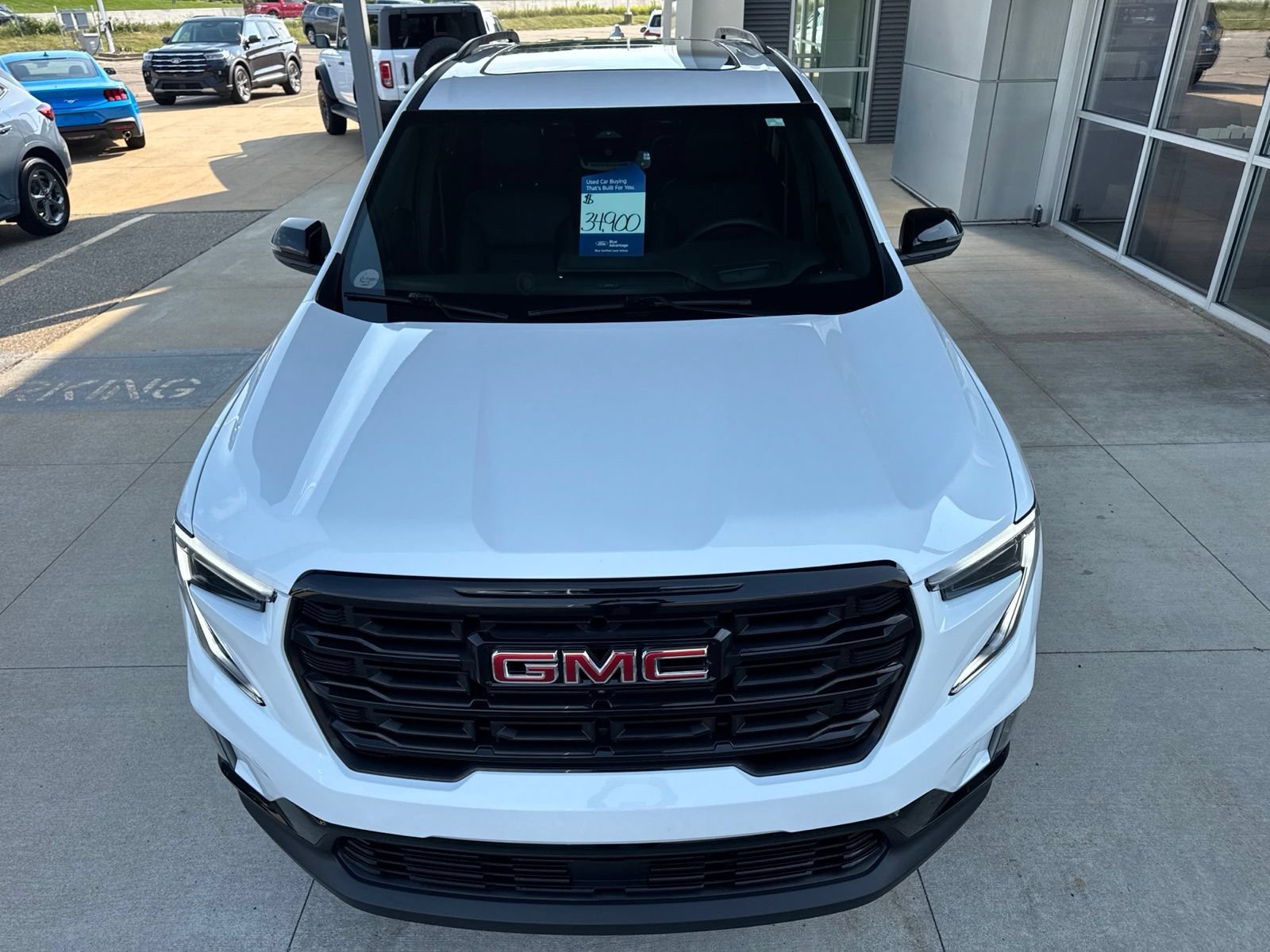 Used 2024 GMC Acadia Elevation w/ Black Edition FWD image 12