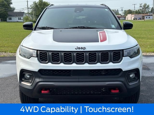 Used 2024 Jeep Compass Trailhawk AWD/4WD image 3