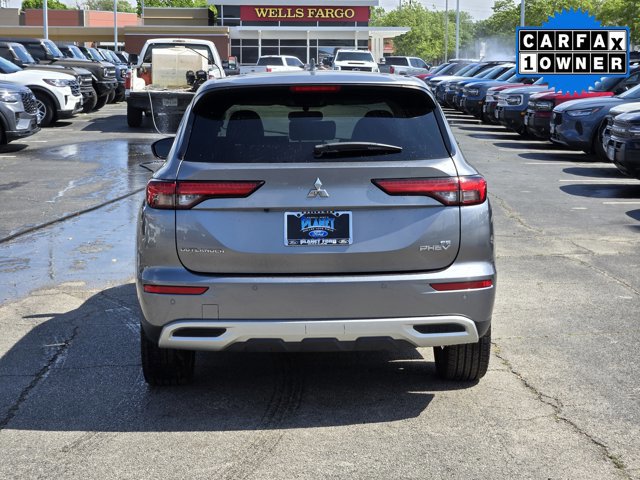 Used 2023 Mitsubishi Outlander SE image 6