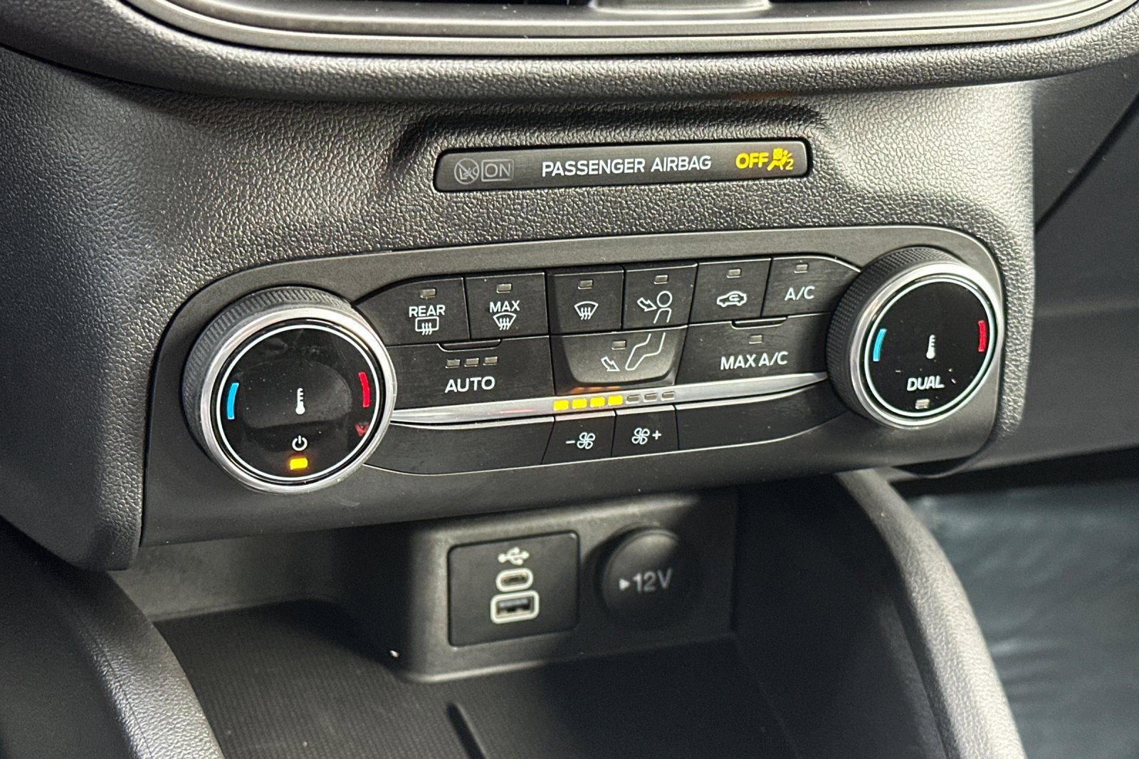 Certified 2025 Ford Escape Active image 18