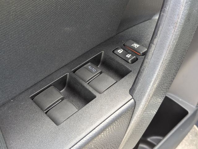 Used 2018 Toyota Corolla LE FWD image 10