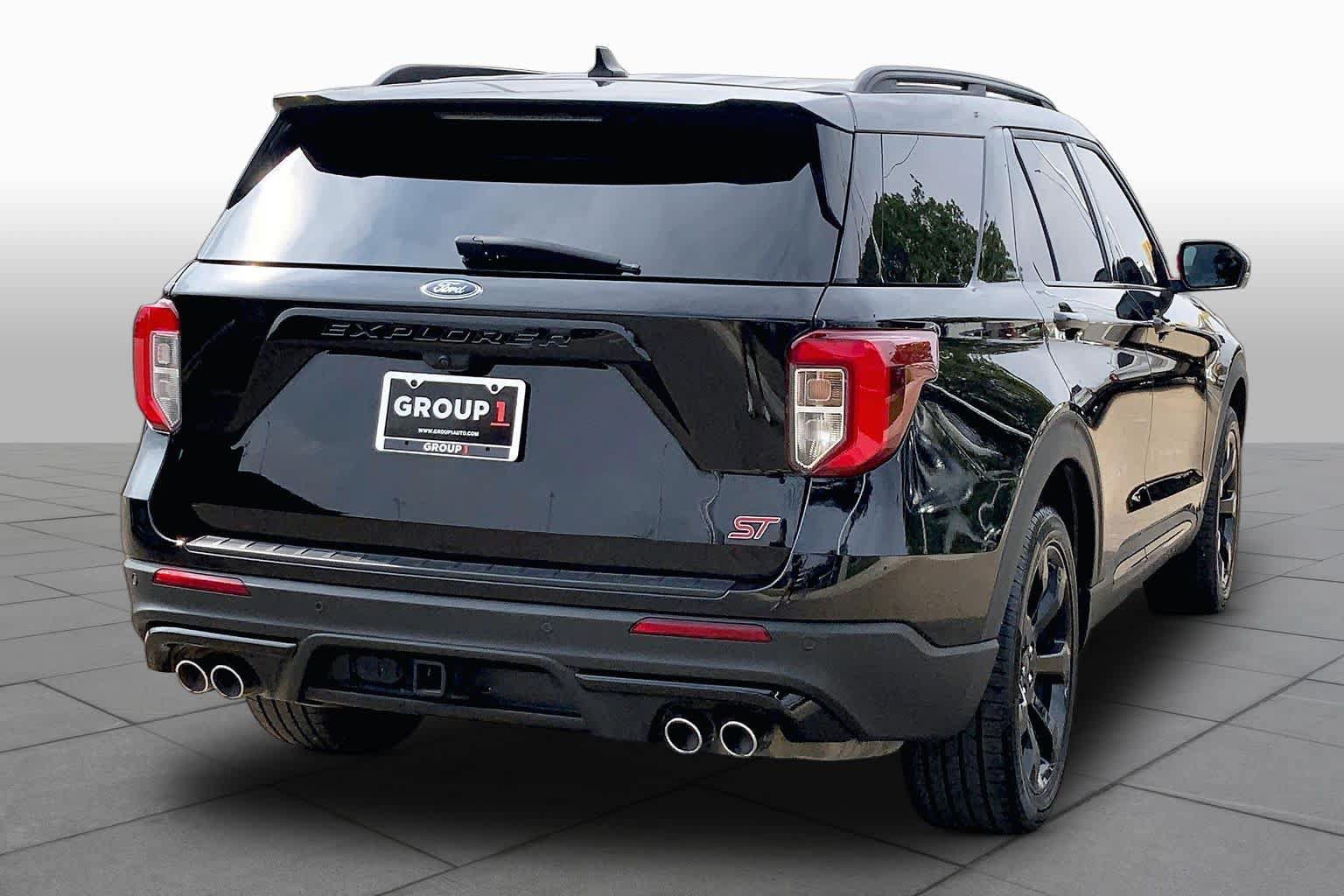 Certified 2024 Ford Explorer ST w/ Equipment Group 401A AWD/4WD image 13
