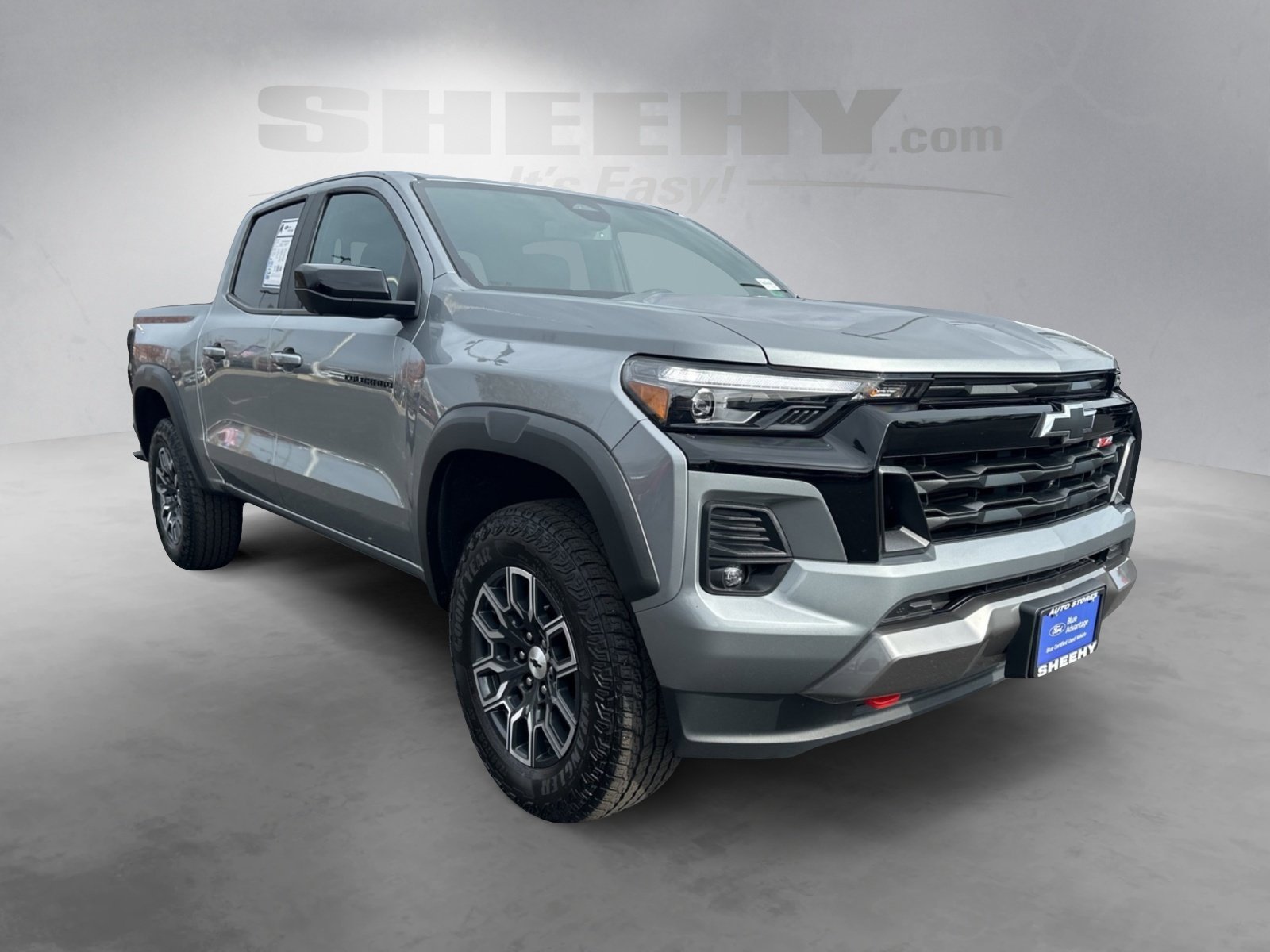 Used 2024 Chevrolet Colorado Z71 w/ Z71 Convenience Package 2 image 2