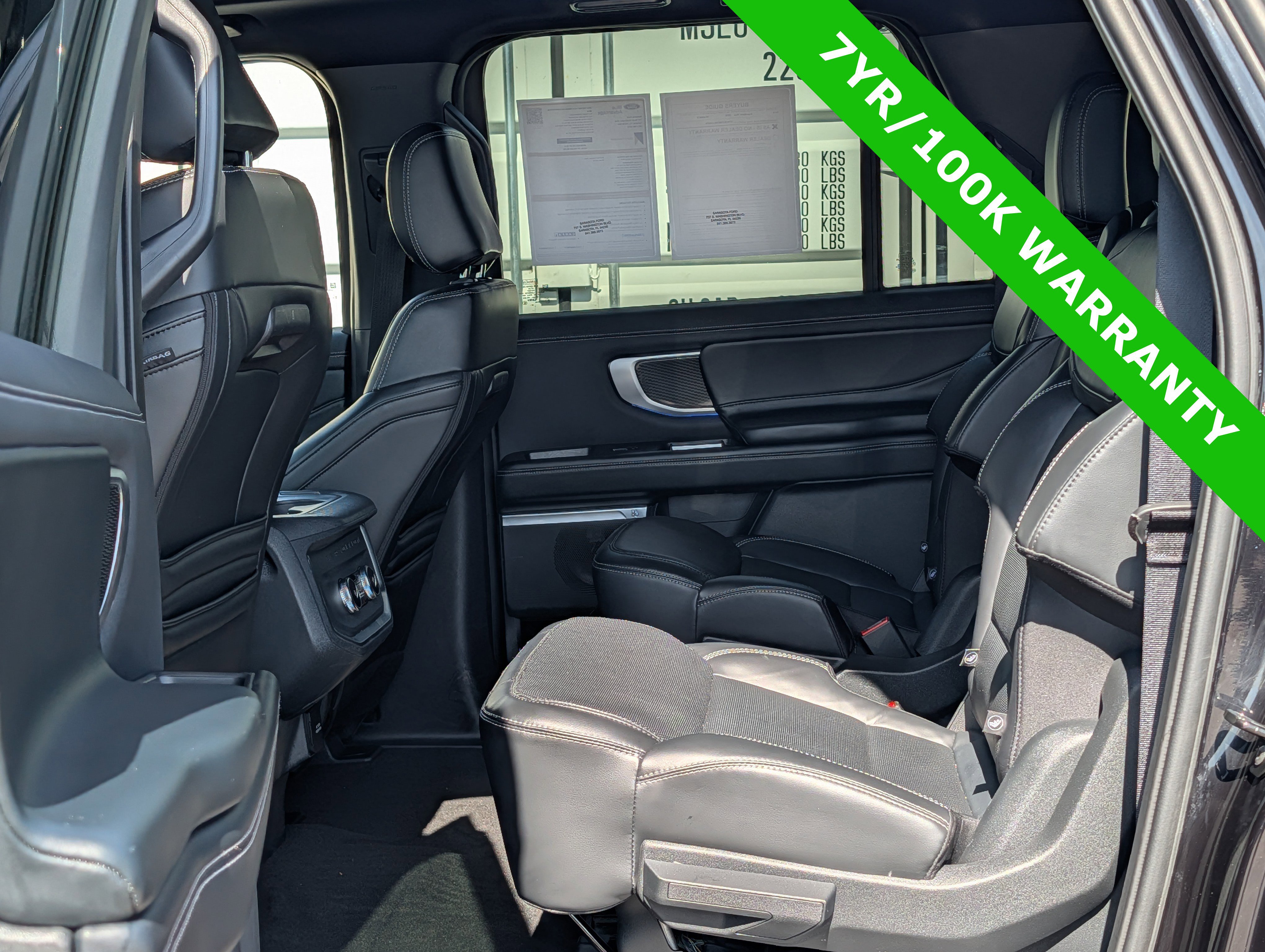 Certified 2025 Ford Expedition Max Platinum w/ Stealth Appearance Package AWD/4WD image 18