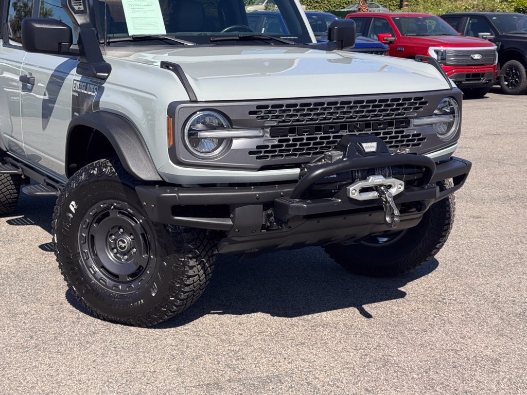 Certified 2023 Ford Bronco Everglades AWD/4WD image 3