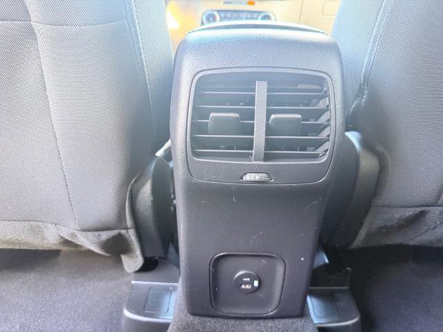 Certified 2022 Ford Escape SE w/ SE Sport Appearance Package image 23