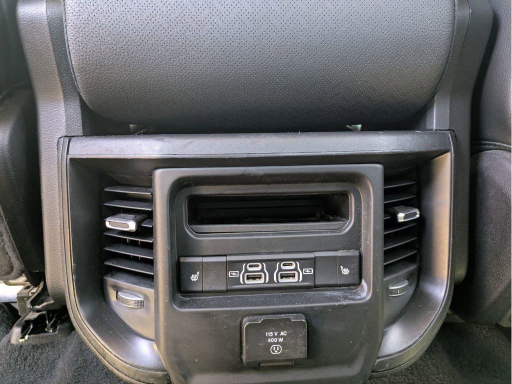 Used 2025 RAM 1500 Laramie AWD/4WD image 28
