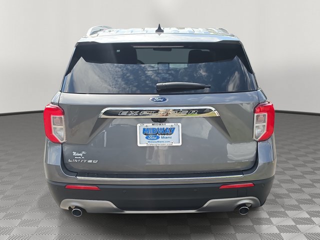 Certified 2023 Ford Explorer Limited w/ Limited Technology Package RWD image 5