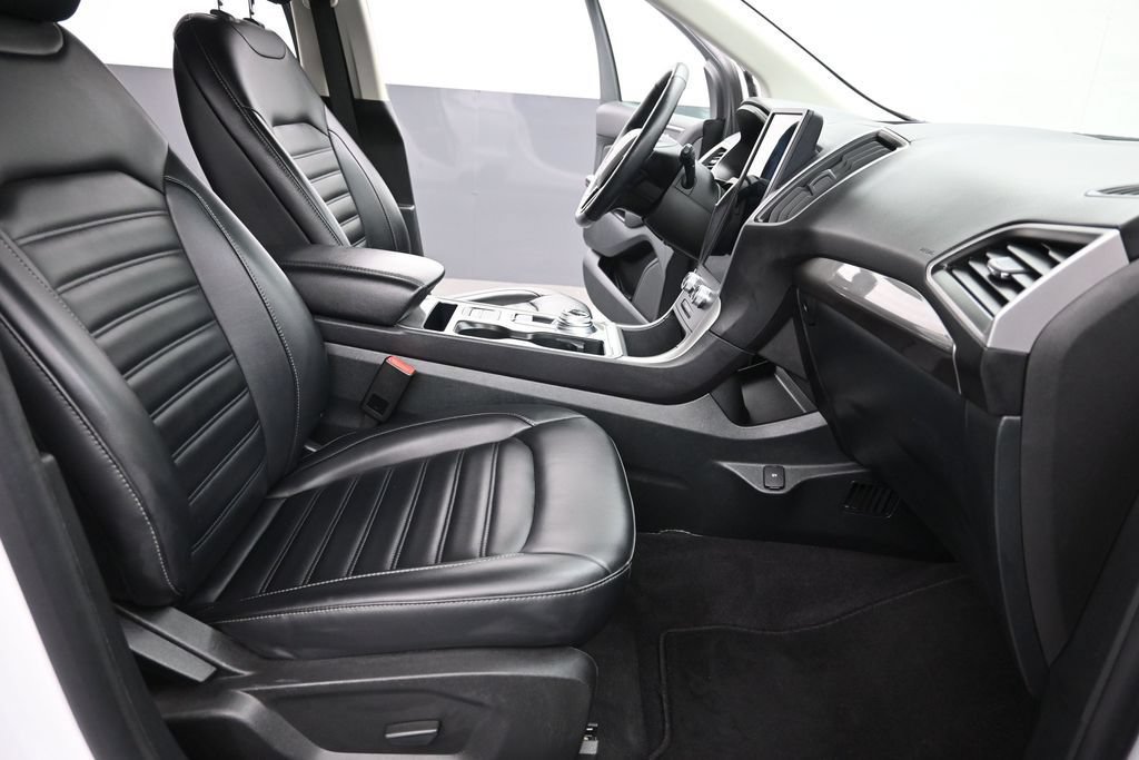 Certified 2024 Ford Edge SEL AWD/4WD image 14