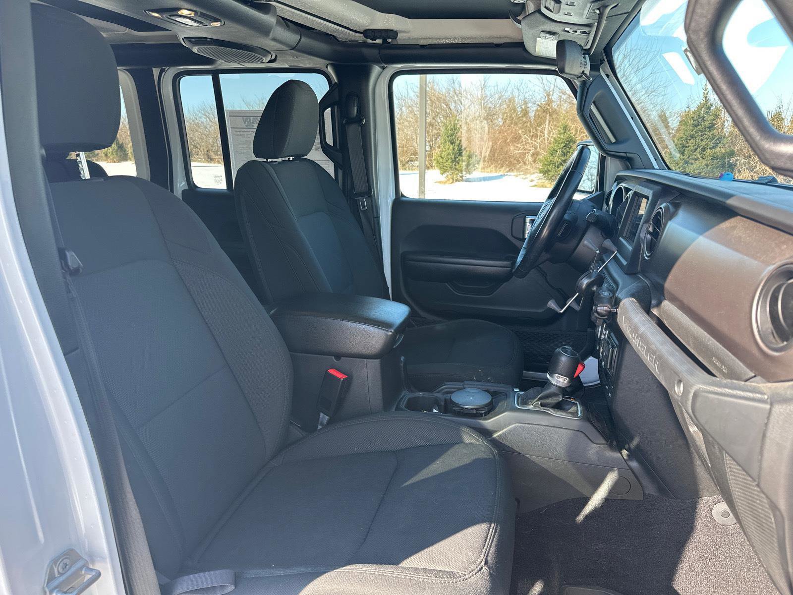 Used 2021 Jeep Wrangler Unlimited Sport image 24