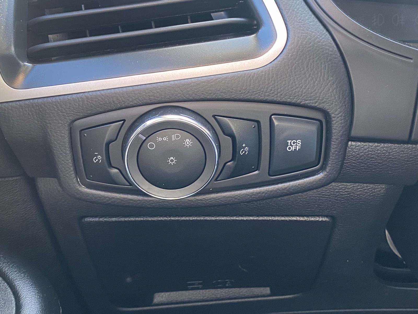 Certified 2024 Ford Edge SEL AWD/4WD image 18