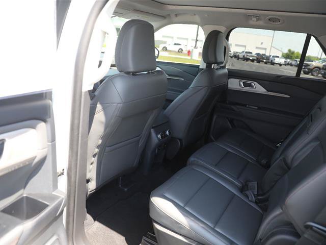 Certified 2025 Ford Explorer Active w/ Active Comfort Package AWD/4WD image 31