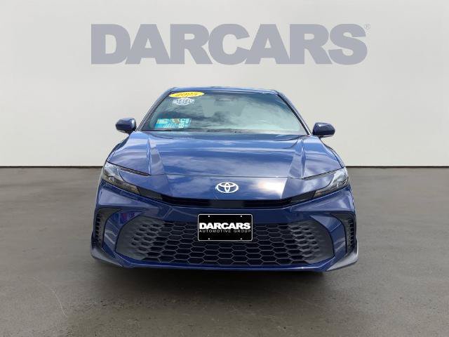 Used 2025 Toyota Camry SE FWD image 2