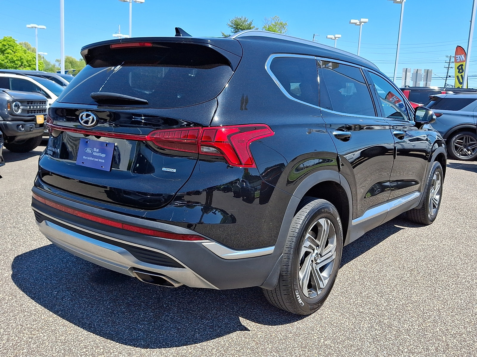 Used 2021 Hyundai Santa Fe SEL w/ Convenience Package AWD/4WD image 10