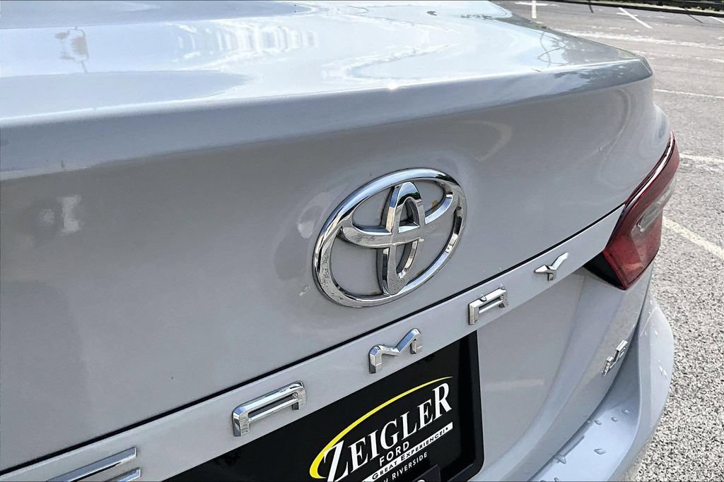 Used 2024 Toyota Camry LE w/ Convenience Package FWD image 31