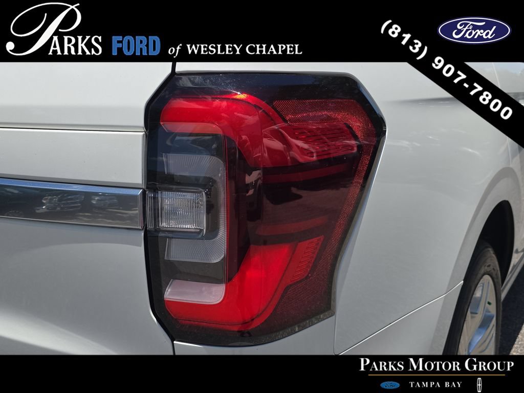 Certified 2023 Ford Expedition Platinum AWD/4WD image 7