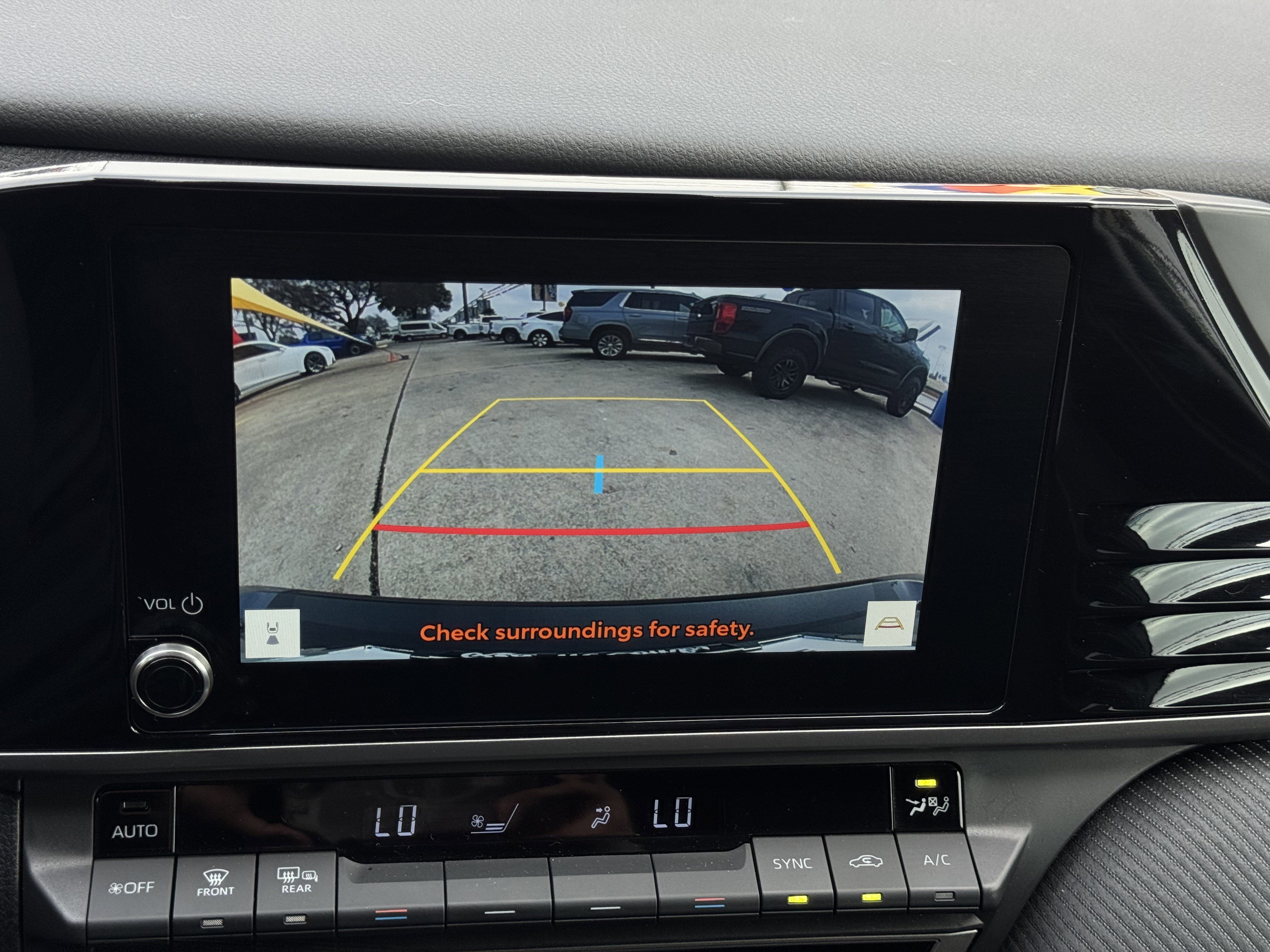 Used 2025 Toyota Camry LE image 23