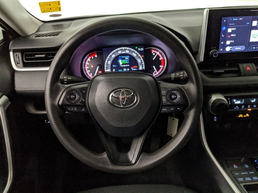 Used 2024 Toyota RAV4 LE image 10