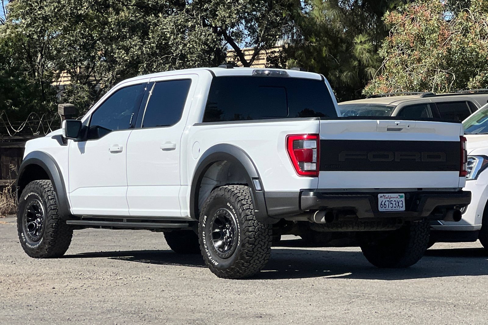 Certified 2023 Ford F150 Raptor w/ Raptor Carbon Fiber Package AWD/4WD image 6