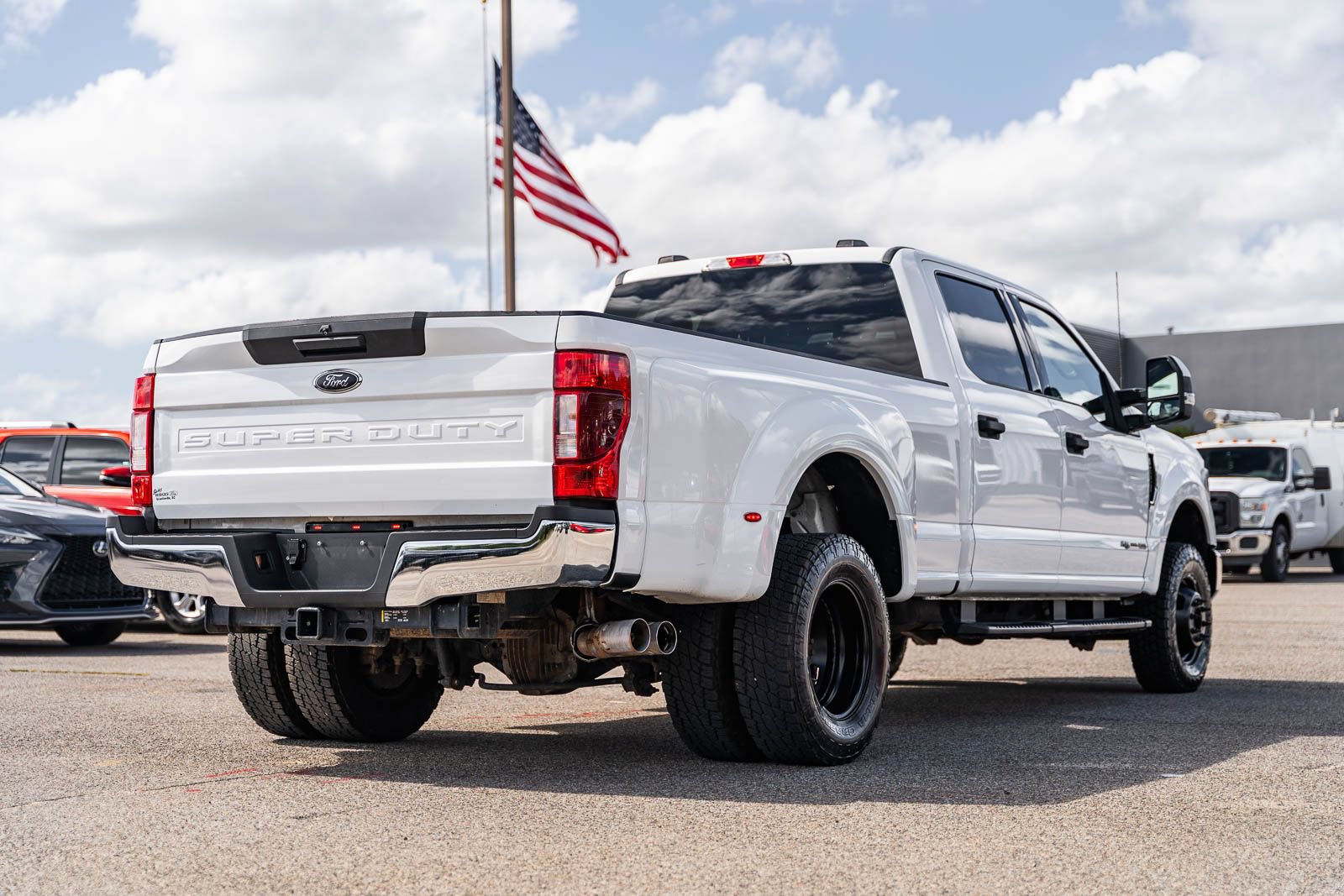 Certified 2022 Ford F350 XLT AWD/4WD image 7