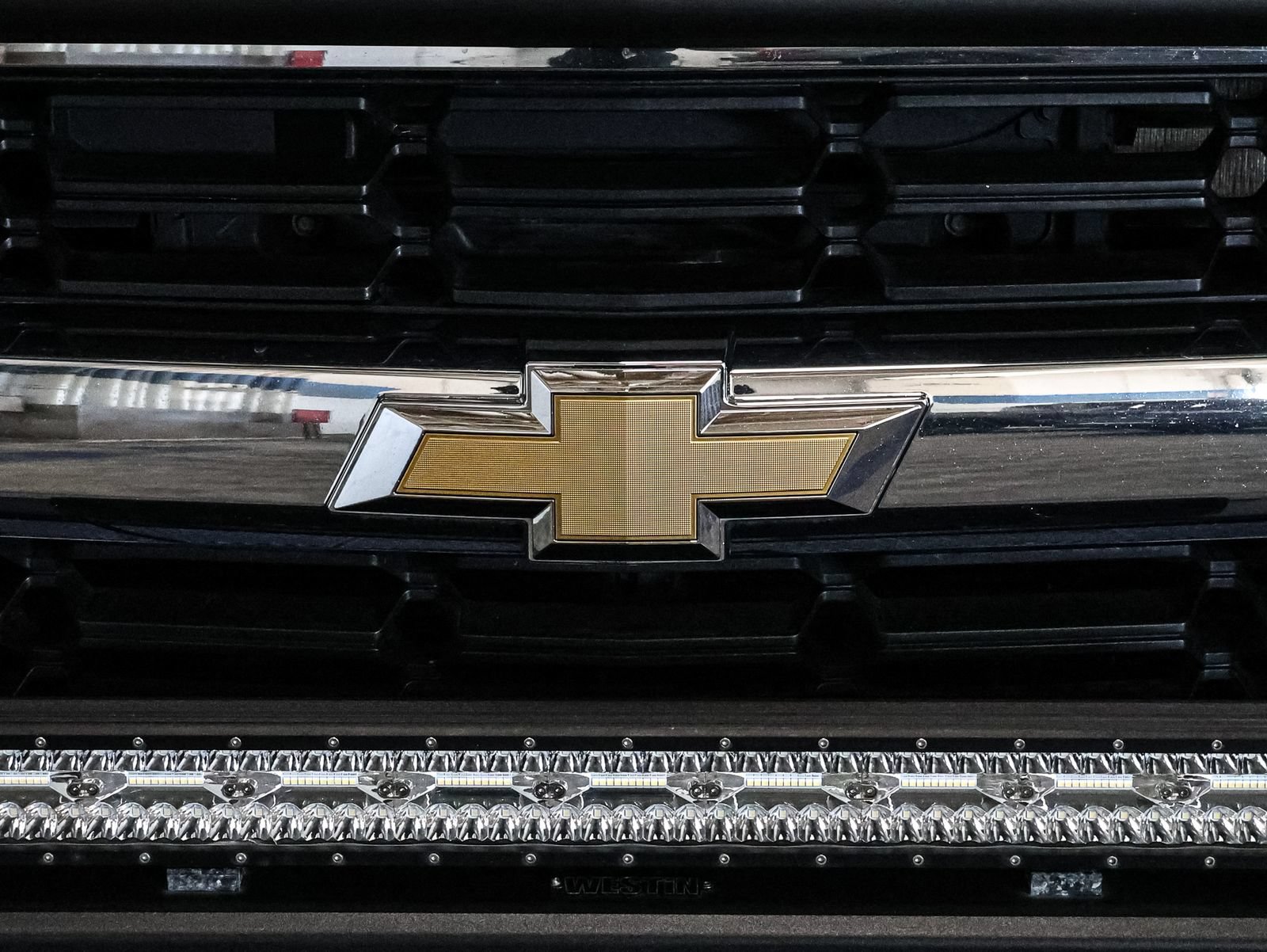Used 2018 Chevrolet Silverado 1500 LT w/ All Star Edition AWD/4WD image 13