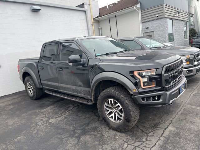Certified 2018 Ford F150 Raptor w/ Equipment Group 802A Luxury image 2