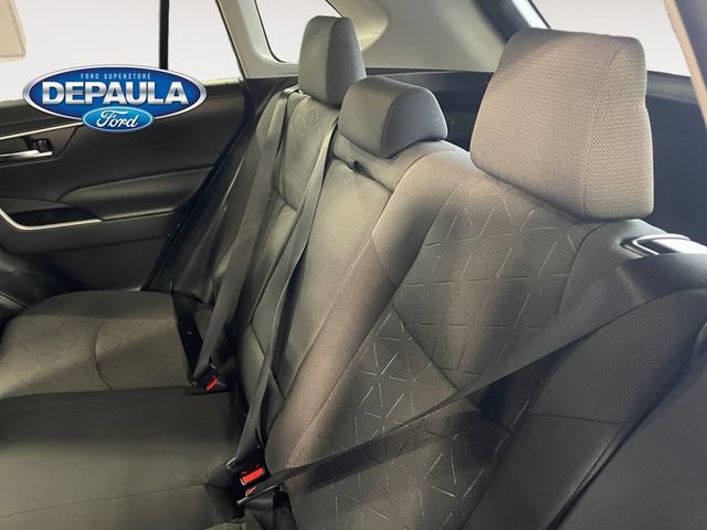 Used 2022 Toyota RAV4 XLE AWD/4WD image 17