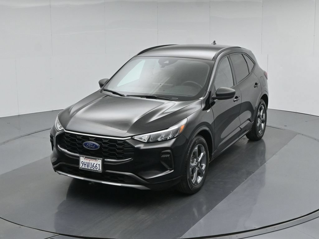 Certified 2023 Ford Escape ST-Line w/ Tech Pack #1 FWD image 38