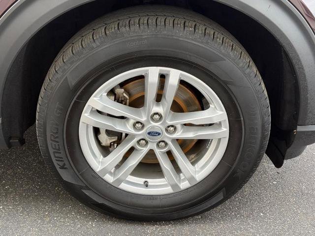 Certified 2023 Ford Explorer XLT w/ Equipment Group 202A image 10