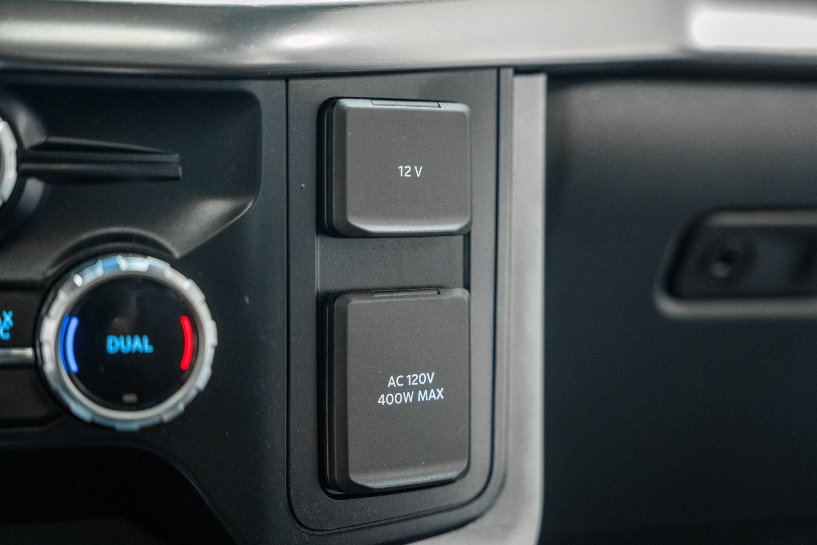 Certified 2023 Ford F150 Lariat w/ Equipment Group 502A High image 33