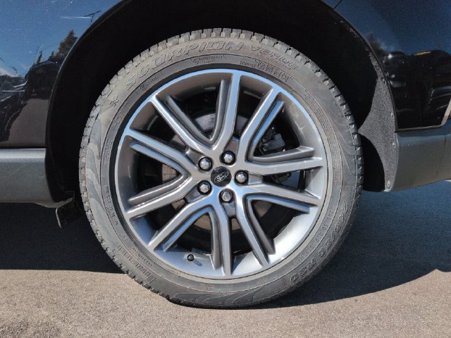 Certified 2024 Ford Edge Titanium w/ Equipment Group 301A AWD/4WD image 11