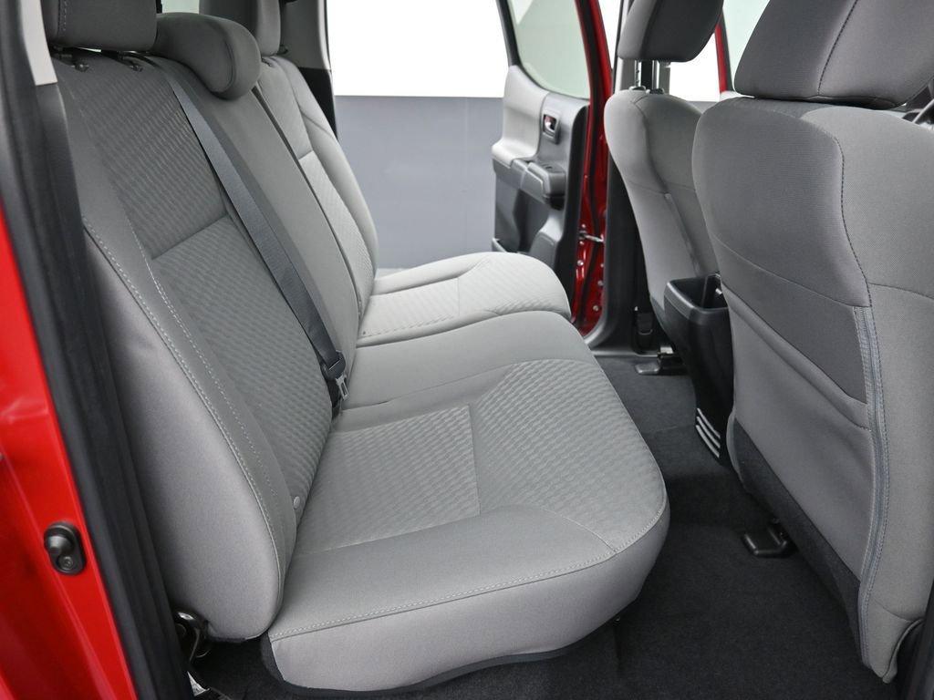 Used 2022 Toyota Tacoma SR image 10