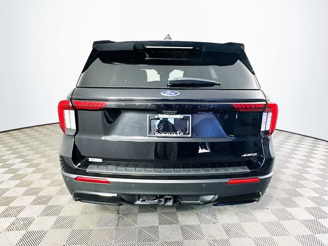 Certified 2025 Ford Explorer ST-Line w/ Premium Package AWD/4WD image 11