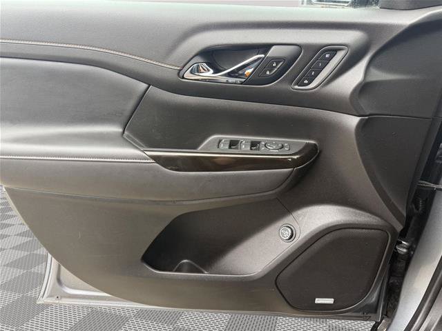 Used 2021 GMC Acadia AT4 w/ Technology Package AWD/4WD image 22