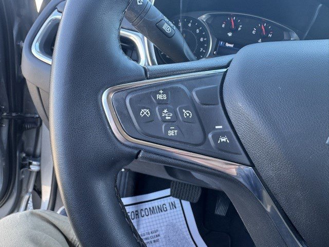 Used 2023 Chevrolet Equinox LT w/ Driver Convenience Package image 16