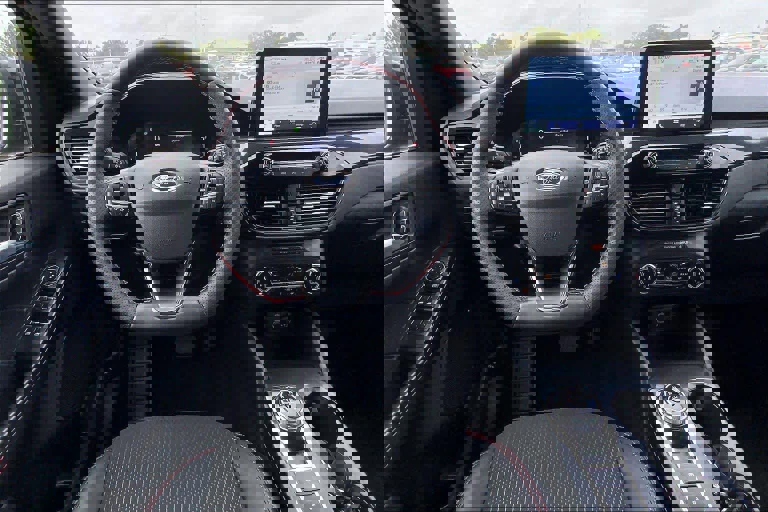 Certified 2025 Ford Escape ST-Line Elite image 8