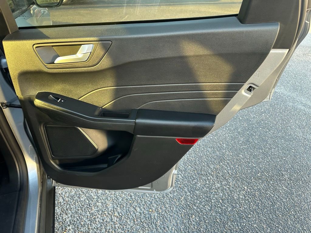 Certified 2024 Ford Escape ST-Line w/ Tech Pack #1 image 19