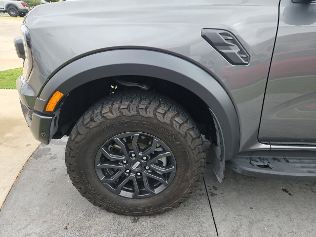 Certified 2024 Ford Ranger Raptor AWD/4WD image 9