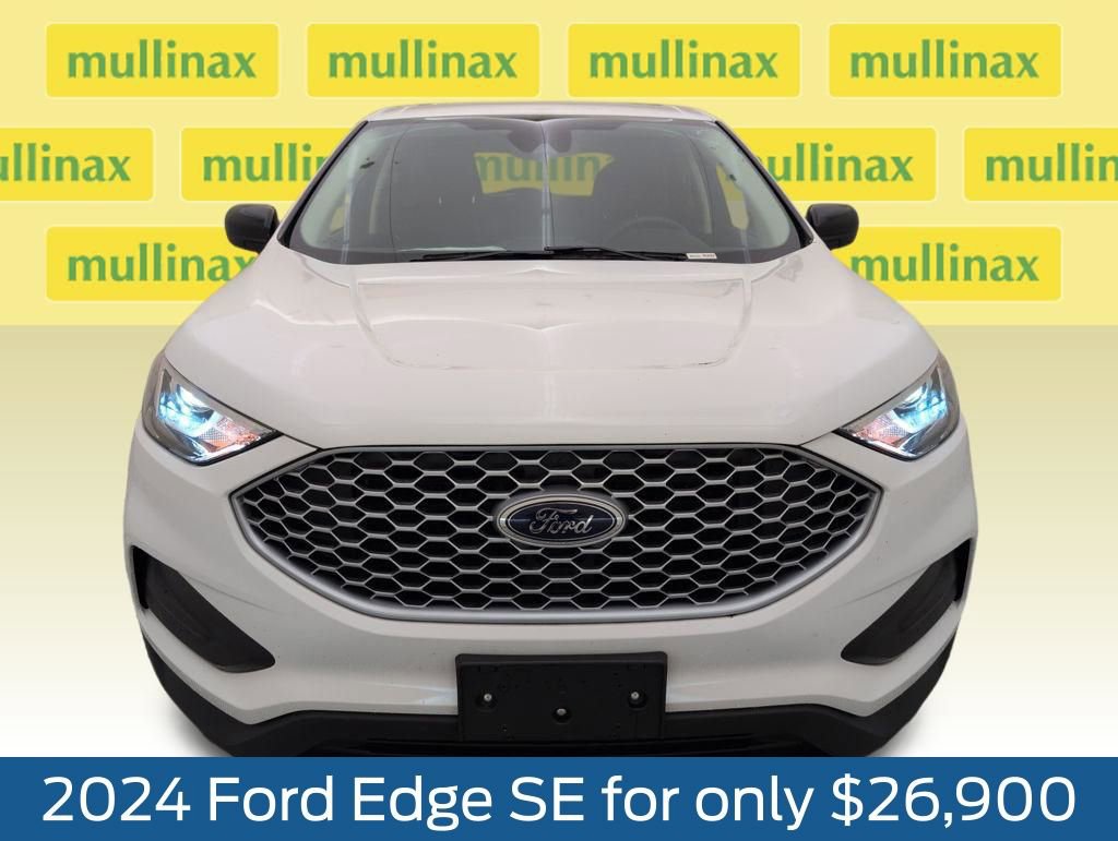 Certified 2024 Ford Edge SE image 13