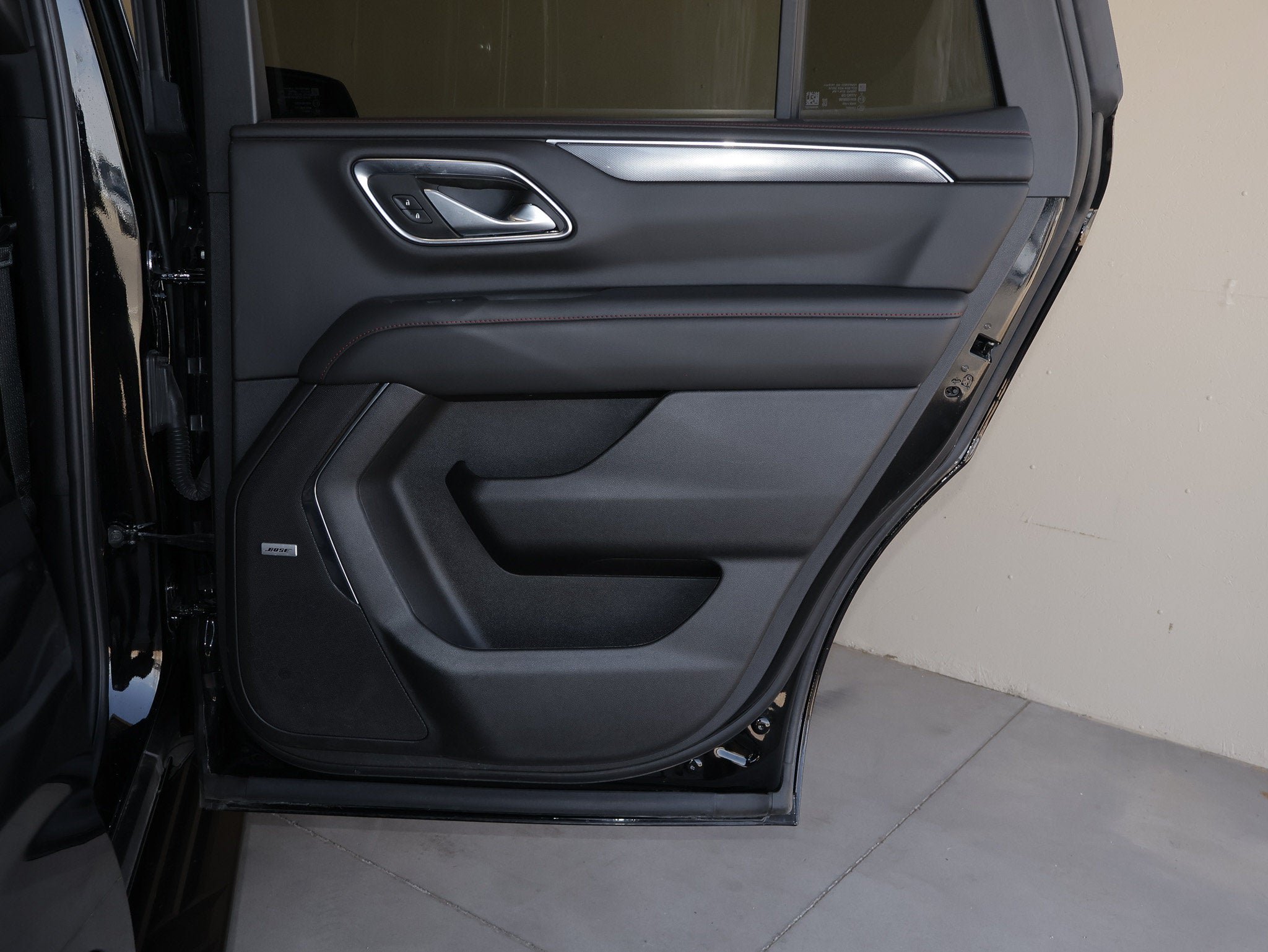 Used 2024 Chevrolet Tahoe RST w/ Luxury Package AWD/4WD image 45