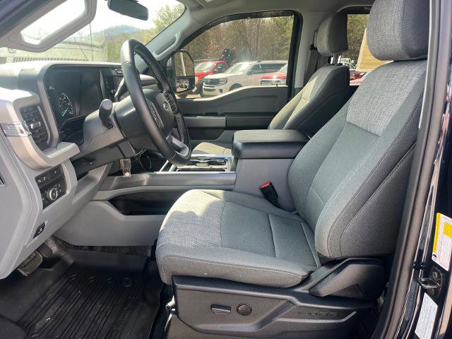 Certified 2024 Ford F350 XLT w/ 360-Degree Camera Package image 18